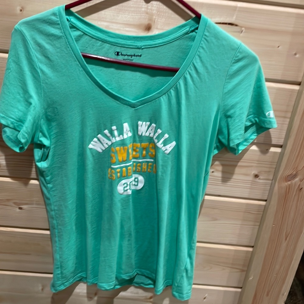 Champion Tshirt